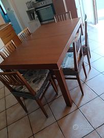 Tavolo e sedie