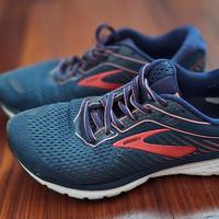 Brooks Ghost 12 running donna 