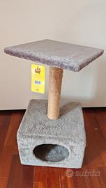Tiragraffi per gatto con cuccia e cartellino