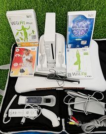 NINTENDO WII completa + giochi + Balance board
