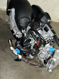 RICAMBI PIAGGIO BEVERLY 300 2024 13.000KM