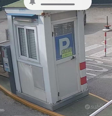 Gabbiotto parcheggio