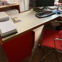 scrivania ufficio ad angolo