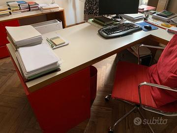 scrivania ufficio ad angolo
