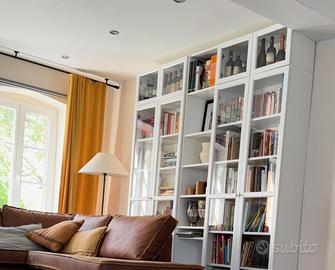 2 librerie IKEA BILLY/OXBERG con ante in vetro