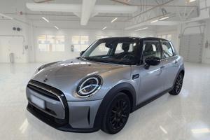 MINI COOPER CLASSIC AUTO 5 PORTE BERLINA