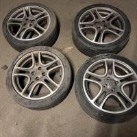 Cerchi e gomme da 17’ Fiat Grande Punto