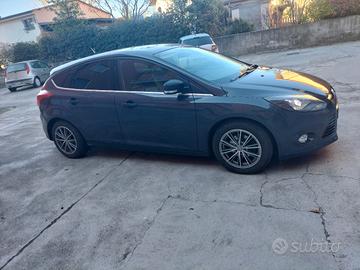 vedo Ford focus 