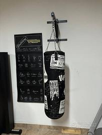 sacco da boxe + tappetino per streching