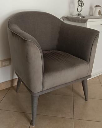 Poltrona Target Point modello Pireo