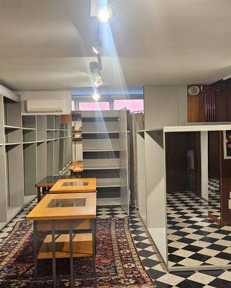 strutture arredo negozio e abitazione