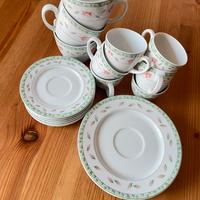6 tazzine con piattini + 4 tazze te con piattini