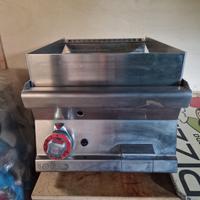 Cucina gas e forno a legna per cucina