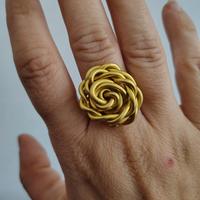 Anello fatto a mano regolabile in filo d alluminio