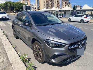 Mercese GLA180