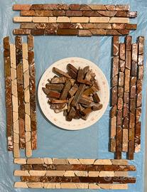 Ciottoli di fiume, rossi a due tagli , sfusi.