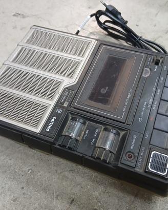 Registratore cassetta portatile anni 70