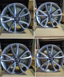 Cerchi originali Hyundai Santa Fe.