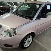 Lancia Ypsilon 1.2 Benzina 69 CV Unyca - 2011