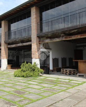 COMPLESSO A CAPRIANO DEL COLLE