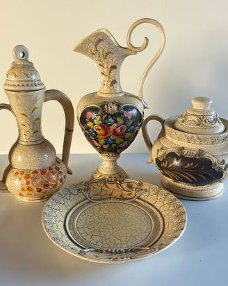 Vasi vintage decorati a mano
