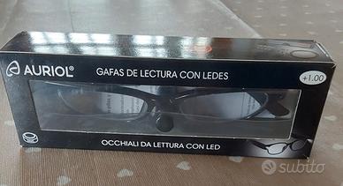 occhiali da lettura con luci led