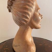 Scultura in argilla mezzobusto di donna