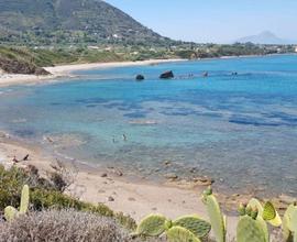 Cefalù villa al mare e con piscina