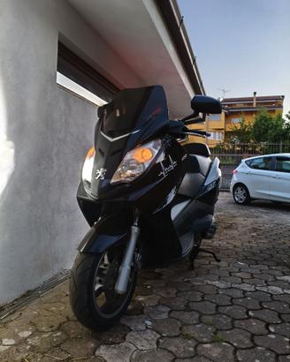 Peugeot Satelis 400