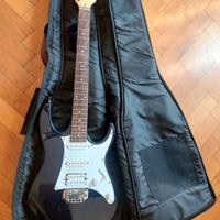CHITARRA Ibanez GRX40 più Amplificatore H&K 15R