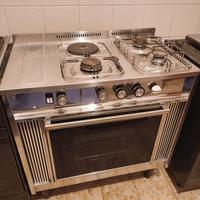 cucina a gas con forno