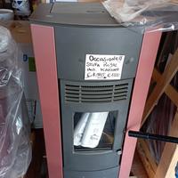 Stufa a pellet Royal  modello Karina 