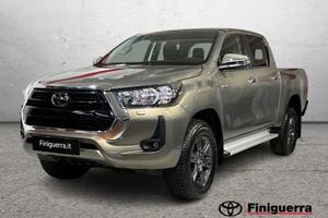Toyota Hilux doppia cabina Lounge 2.4 cc auto...