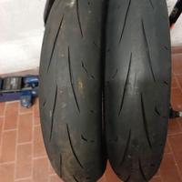 Pneumatici anteriori Dunlop d211