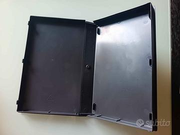 5 custodie per  cassette VHS
