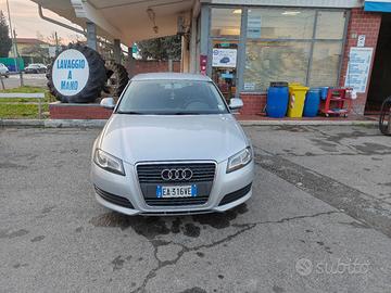 Audi A3 1.6 TDI *NEOPATENTATI*