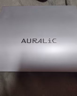 Auralic Aries Le streamer con Psu e telecomando 