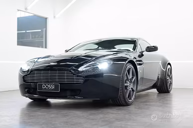 Aston Martin V8 Vantage Coupé--MANUALE--