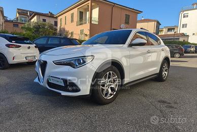 ALFA ROMEO Stelvio 2.2 Turbodiesel 180 CV AT8 RWD