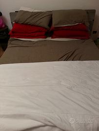 Letto king size flou