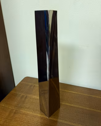 Vaso “Crevasse” Alessi