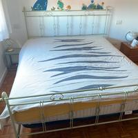 Testiera letto matrimoniale con doghe in legno