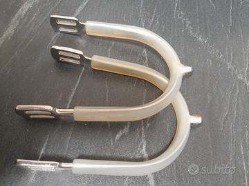 coppia speroni goccia 1cm