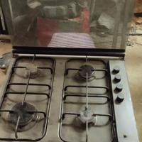 Piano cottura 4 fuochi con copertura in vetro