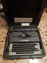 Macchina da scrivere elettrica Olivetti Lettera 38