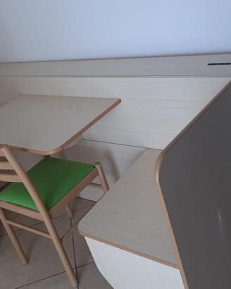 Cuncina a scomparsa e angolo snak con letto i