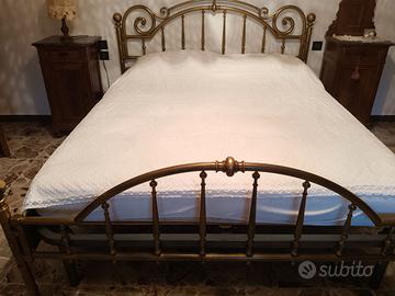 Letto matrimoniale in ottone