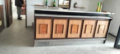 si regalano bancone + banco bar