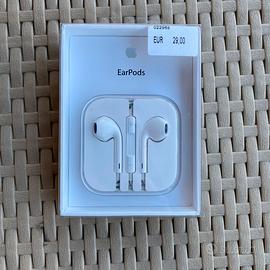 Apple EarPods with Remote and Mic 3.5mm MD827ZM/B