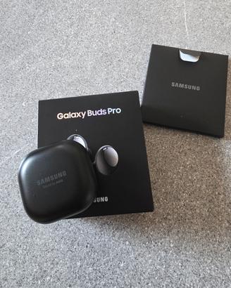 Samsun Galaxy Buds prop